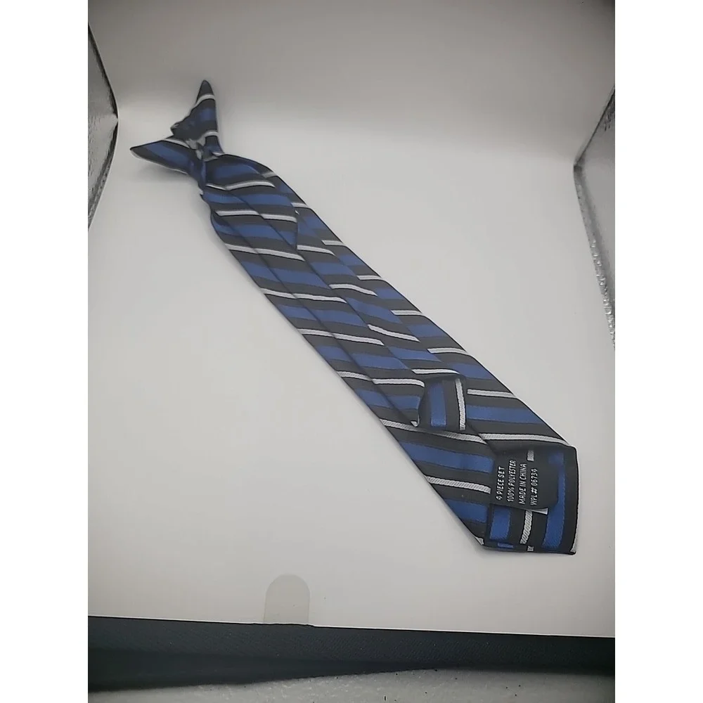 Unbranded Boys Clip On Tie Blue White Black Striped Shirt Suit